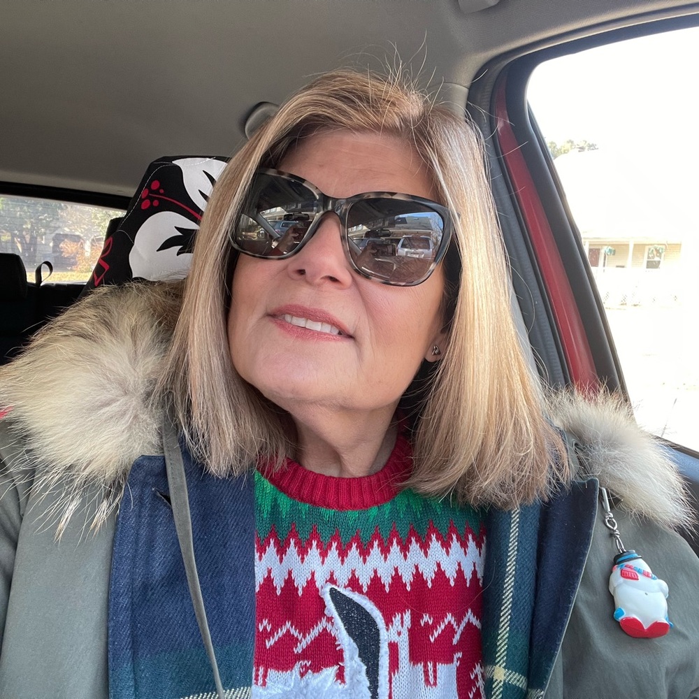 Meet your Posher, Renee